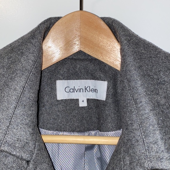 Calvin Klein women’s gray wool blend mid-length belted pea coat, size 4 - Picture 4 of 5